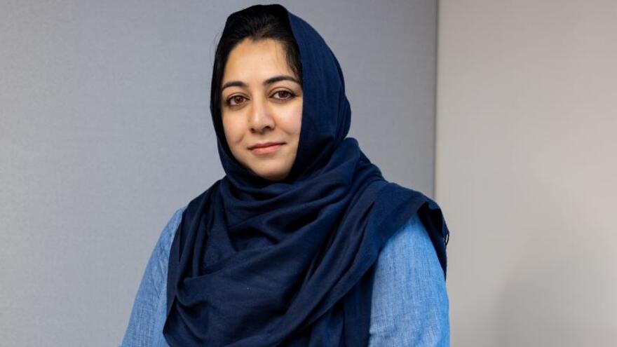 Hiba Momen head and shoulders photo